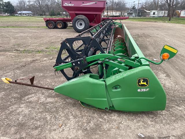 Image of John Deere 635F equipment image 1