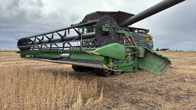 Image of John Deere 635FD equipment image 1