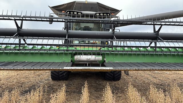 Image of John Deere 635FD equipment image 2