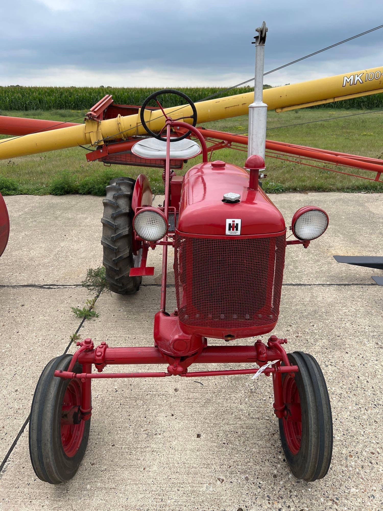 SOLD - Farmall Cub Lot No. 164 Tractors with 12 HP | Tractor Zoom