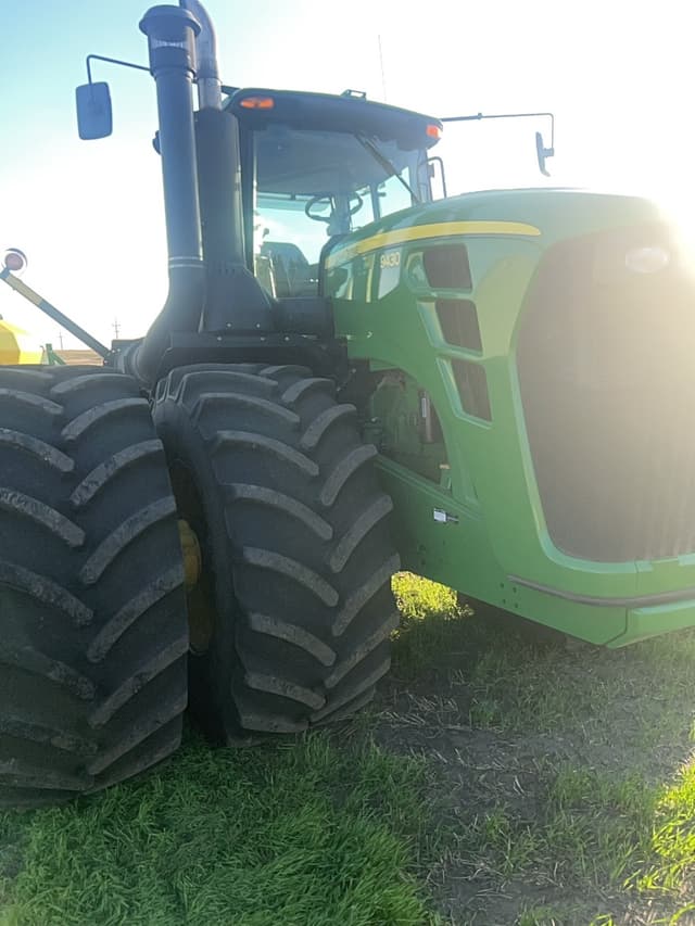 Image of John Deere 9430 equipment image 1