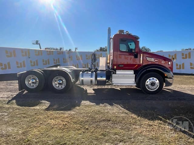 Image of Peterbilt 579 equipment image 3