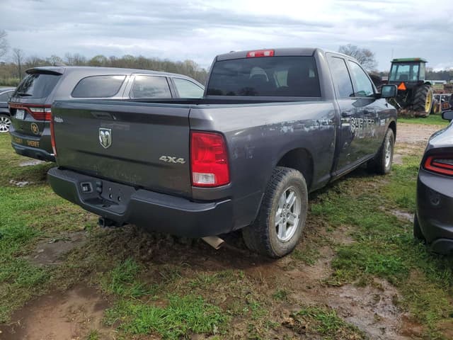 Image of Dodge Ram 1500 equipment image 3