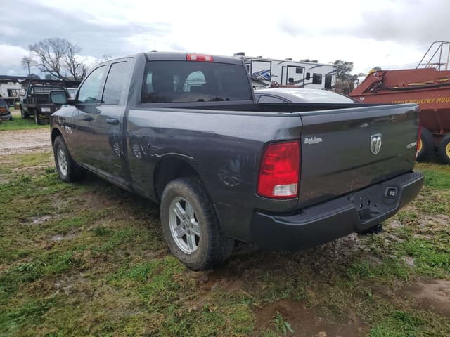 Image of Dodge Ram 1500 equipment image 2