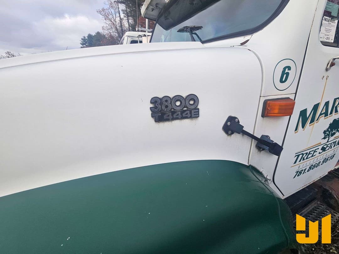 Image of International 4700LP Image 1