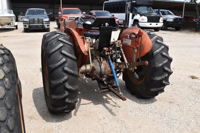 Image of Massey Ferguson 245 equipment image 3