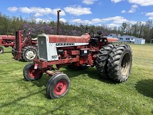 International Harvester 706 Equipment Image0