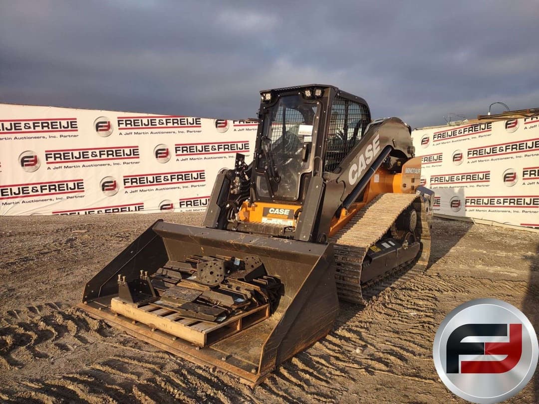 Image of Case DL550 Primary image