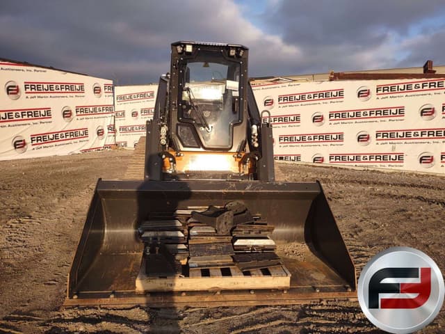 Image of Case DL550 equipment image 1