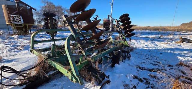 Image of John Deere 230 equipment image 4