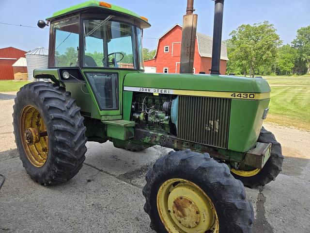 Image of John Deere 4430 equipment image 1