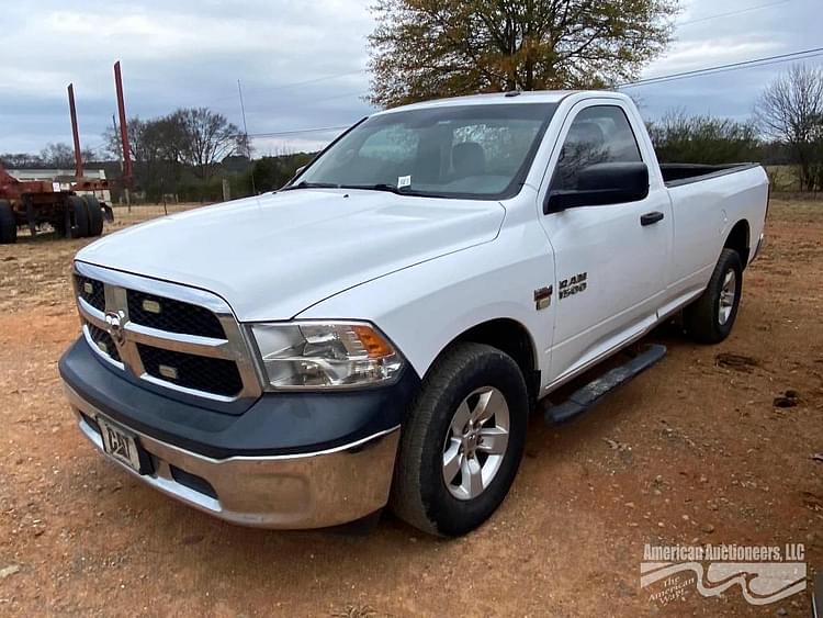 Dodge Ram 1500 Equipment Image0