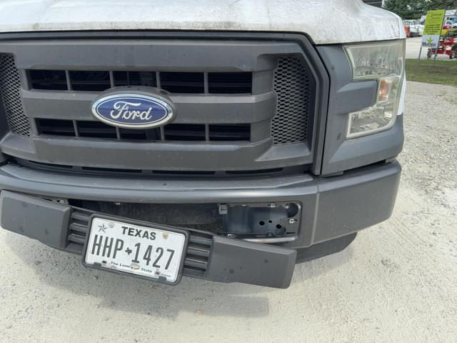 Image of Ford F-150 equipment image 3