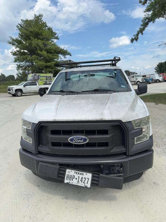 Image of Ford F-150 equipment image 2