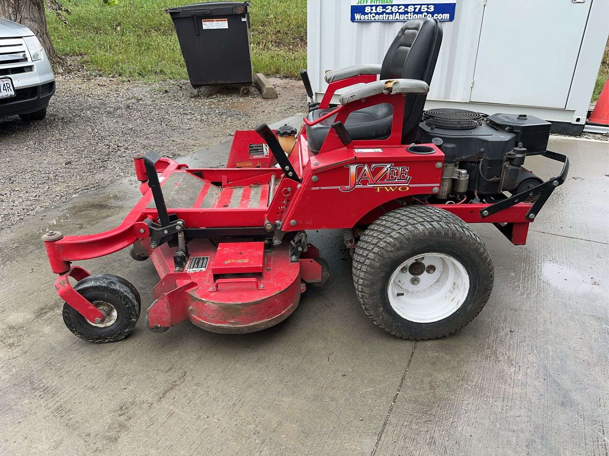 2004 Country Clipper Jazee two Equipment Image0