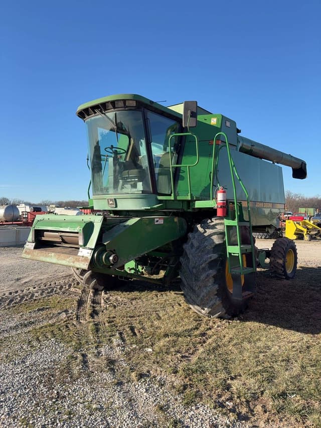 Image of John Deere 9400 equipment image 2