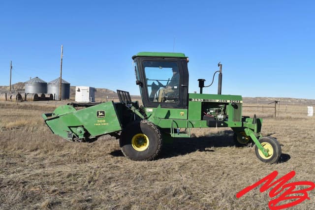 Image of John Deere 3430 equipment image 2