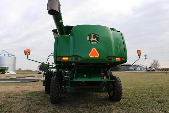 Image of John Deere 9750 STS equipment image 2