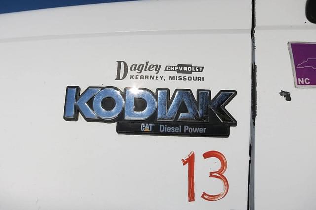 Image of Chevrolet Kodiak equipment image 3