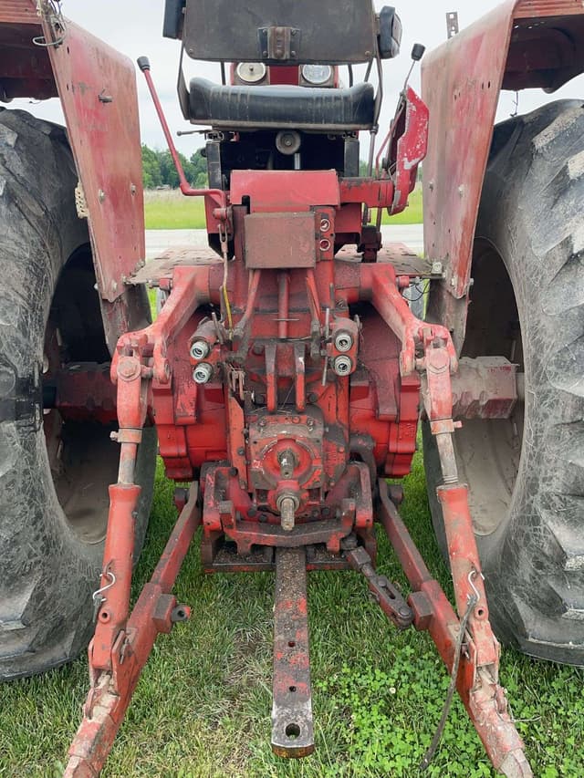 Image of International Harvester 1566 equipment image 4