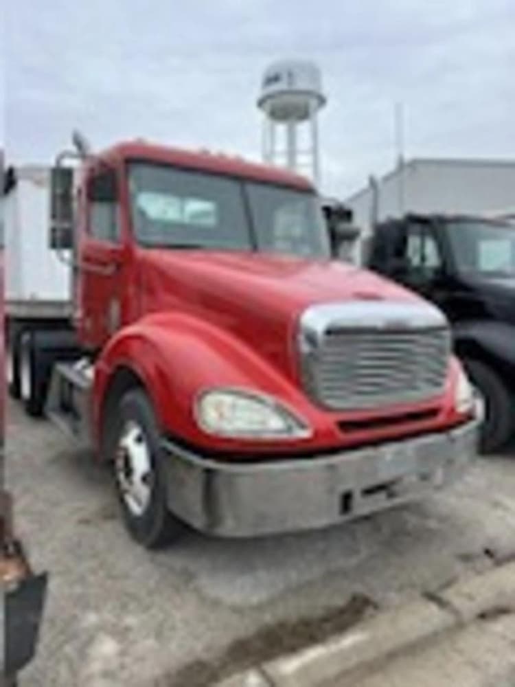2002 Freightliner Detroit 60 Other Equipment Trucks for Sale | Tractor Zoom