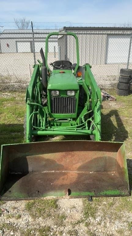 John Deere 650 Equipment Image0