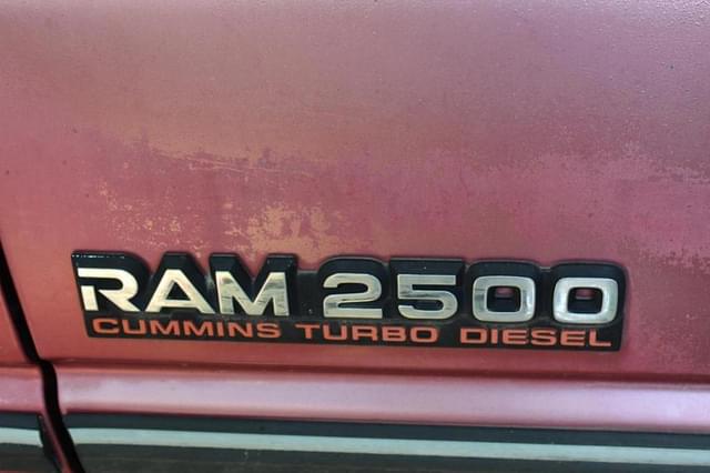 Image of Dodge Ram 2500 equipment image 1