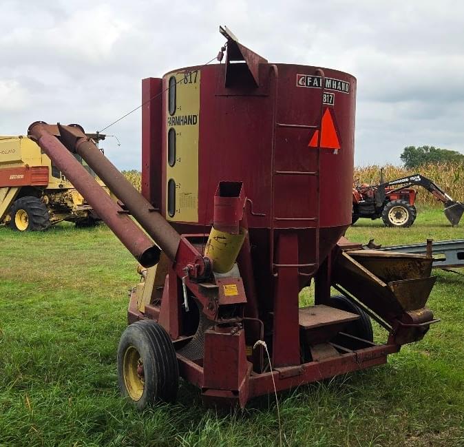 Image of Farmhand 817 Image 1