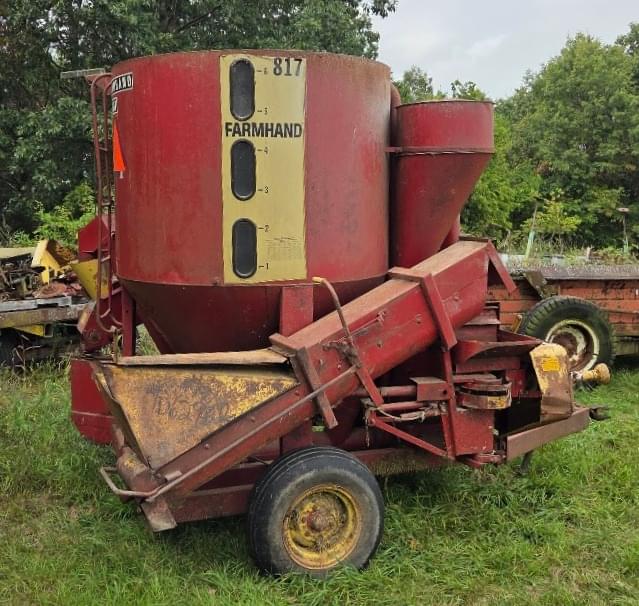 Image of Farmhand 817 Image 0