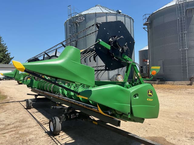Image of John Deere 630F equipment image 2