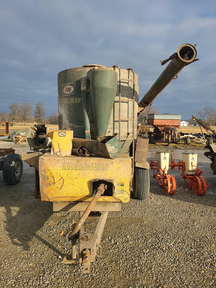 Art's Way 450 Hay and Forage Grinders/Mixers for Sale Tractor Zoom