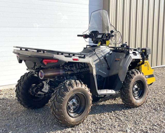 Image of Polaris Sportsman 570 equipment image 4