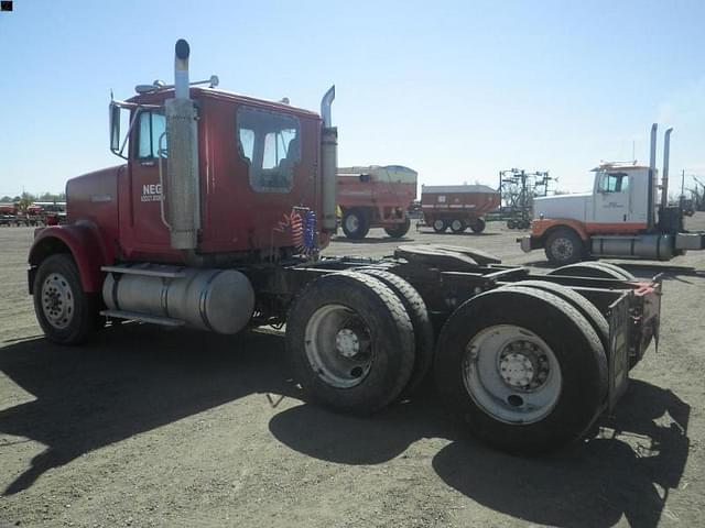 Image of International F9370 equipment image 4
