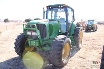 Main image John Deere 7220