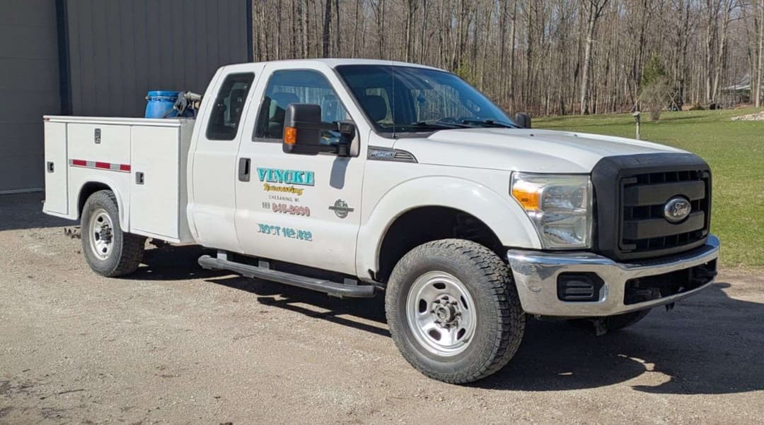Image of Ford F-250 Primary image