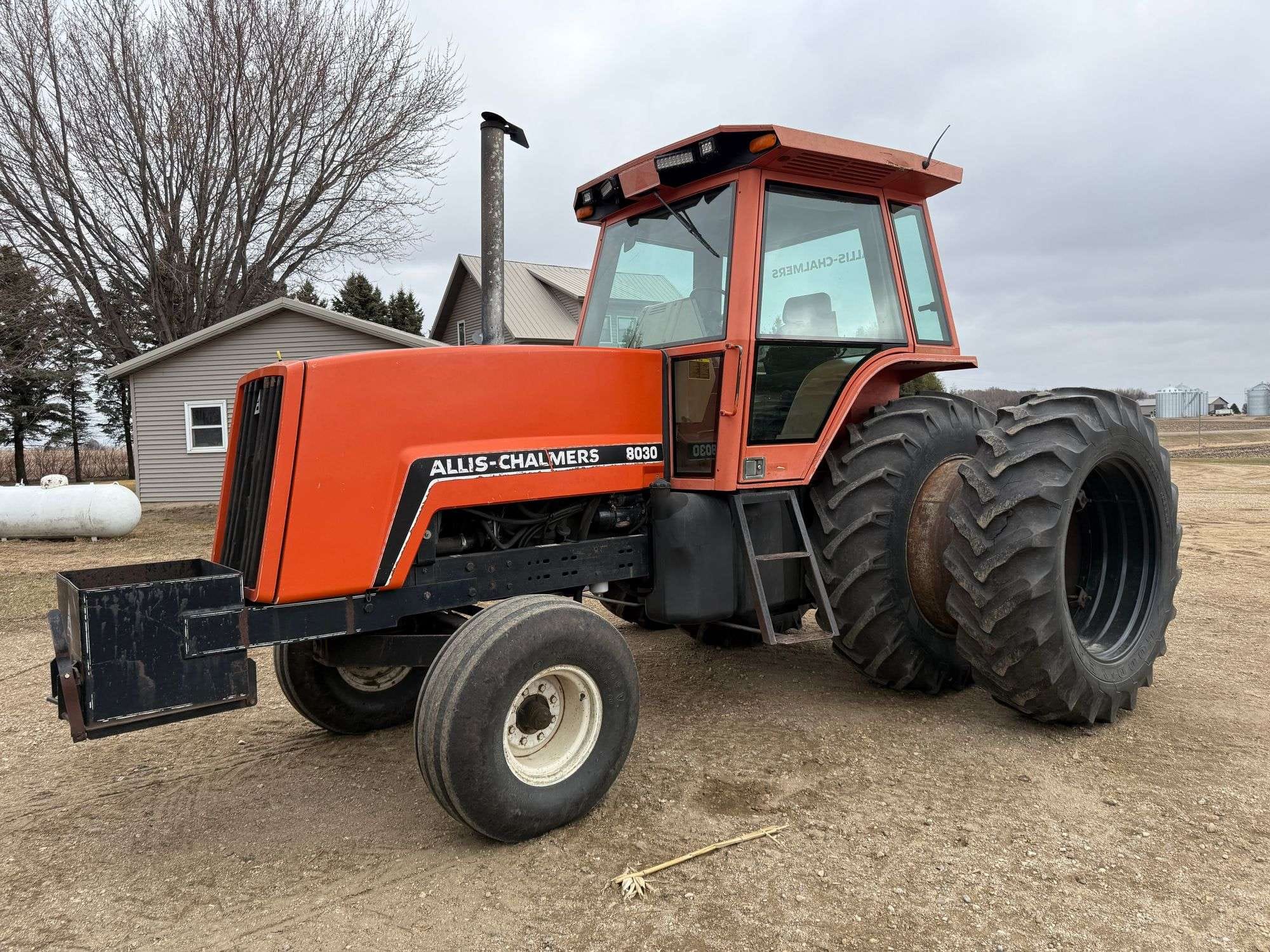 Allis Chalmers 8030 Equipment Image0