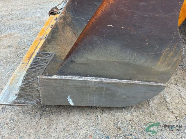 Image of Komatsu WA500 equipment image 3