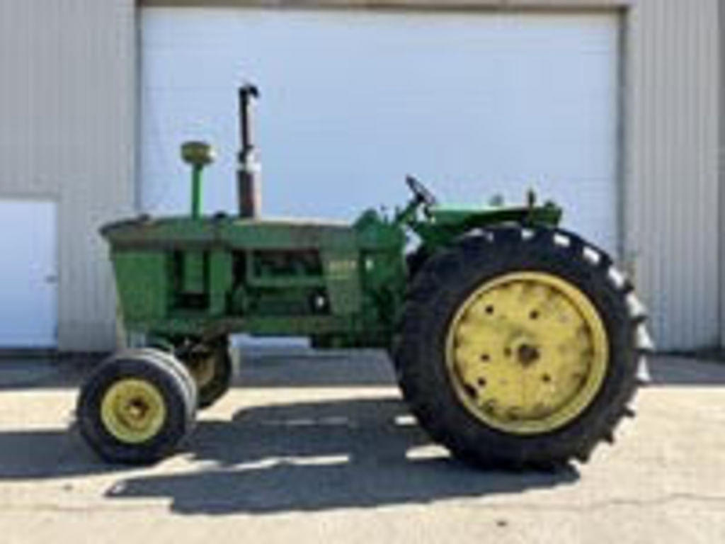 Image of John Deere 4020 Primary image