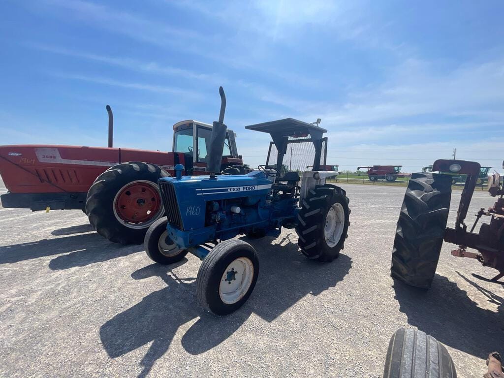 Main image Ford 6600