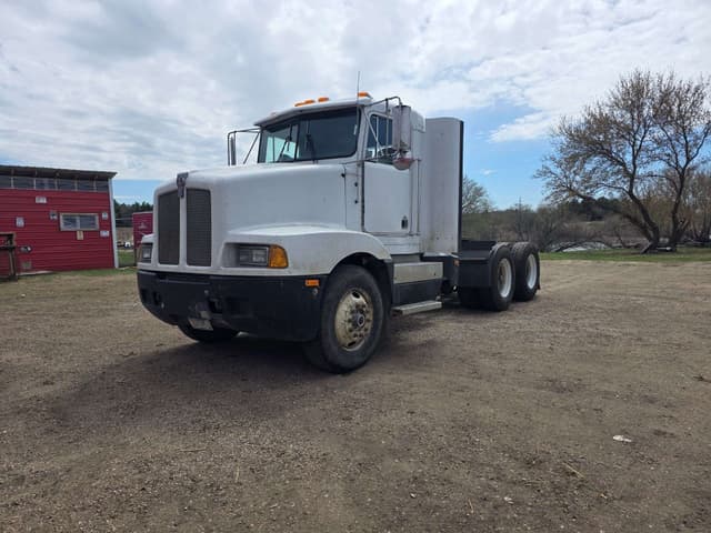Image of Kenworth T400 equipment image 1