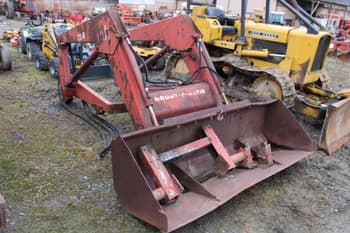 International Harvester 2350 Equipment Image0