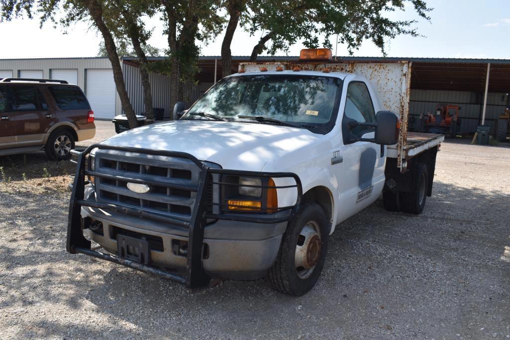 Image of Ford F-350 Primary image