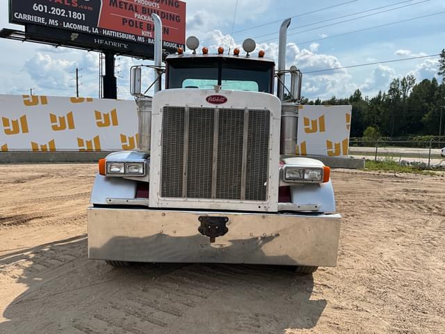 Image of Peterbilt 379 equipment image 1