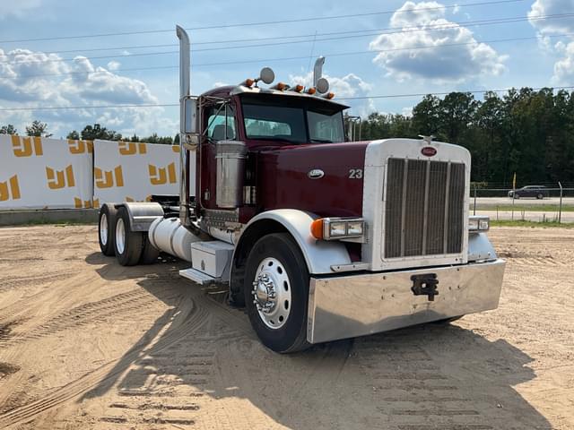 Image of Peterbilt 379 equipment image 2