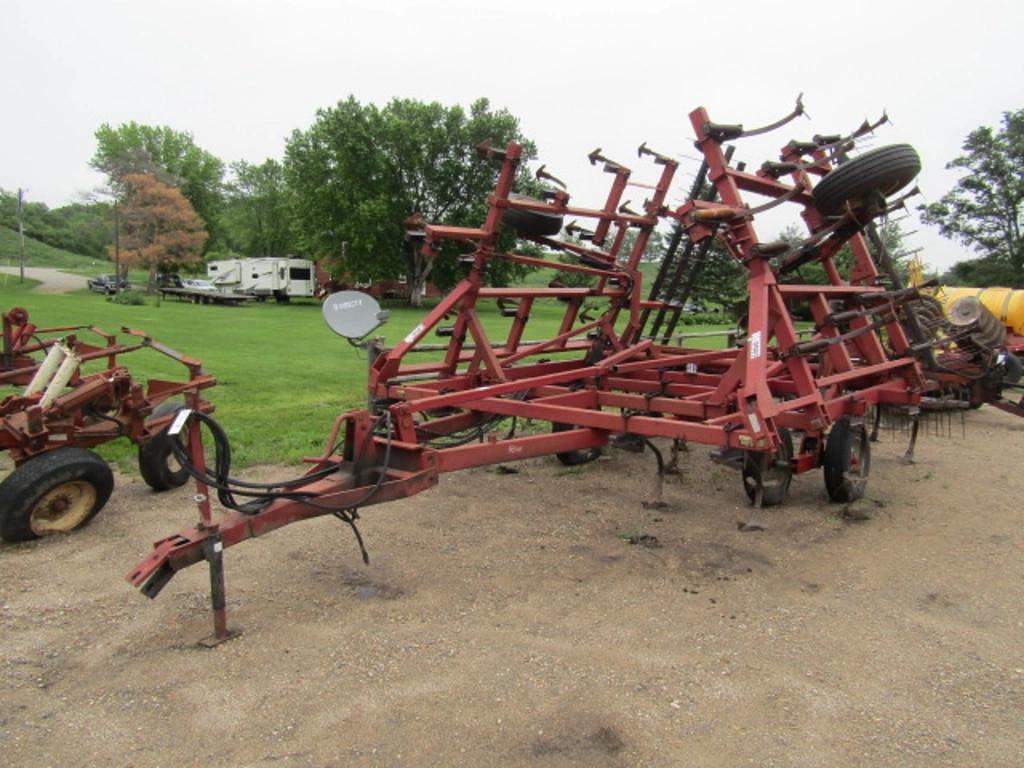Image of Case IH 4800 Primary image