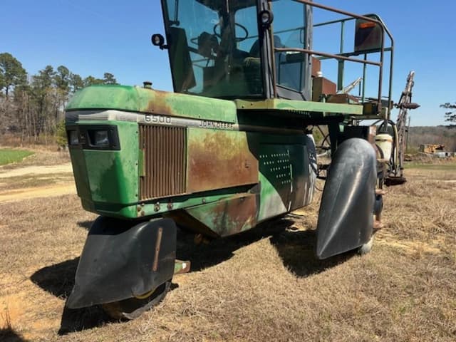 Image of John Deere 6500 equipment image 1