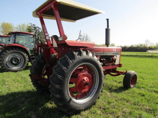 Image of International Harvester 686 equipment image 4