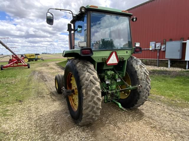 Image of John Deere 4430 equipment image 3