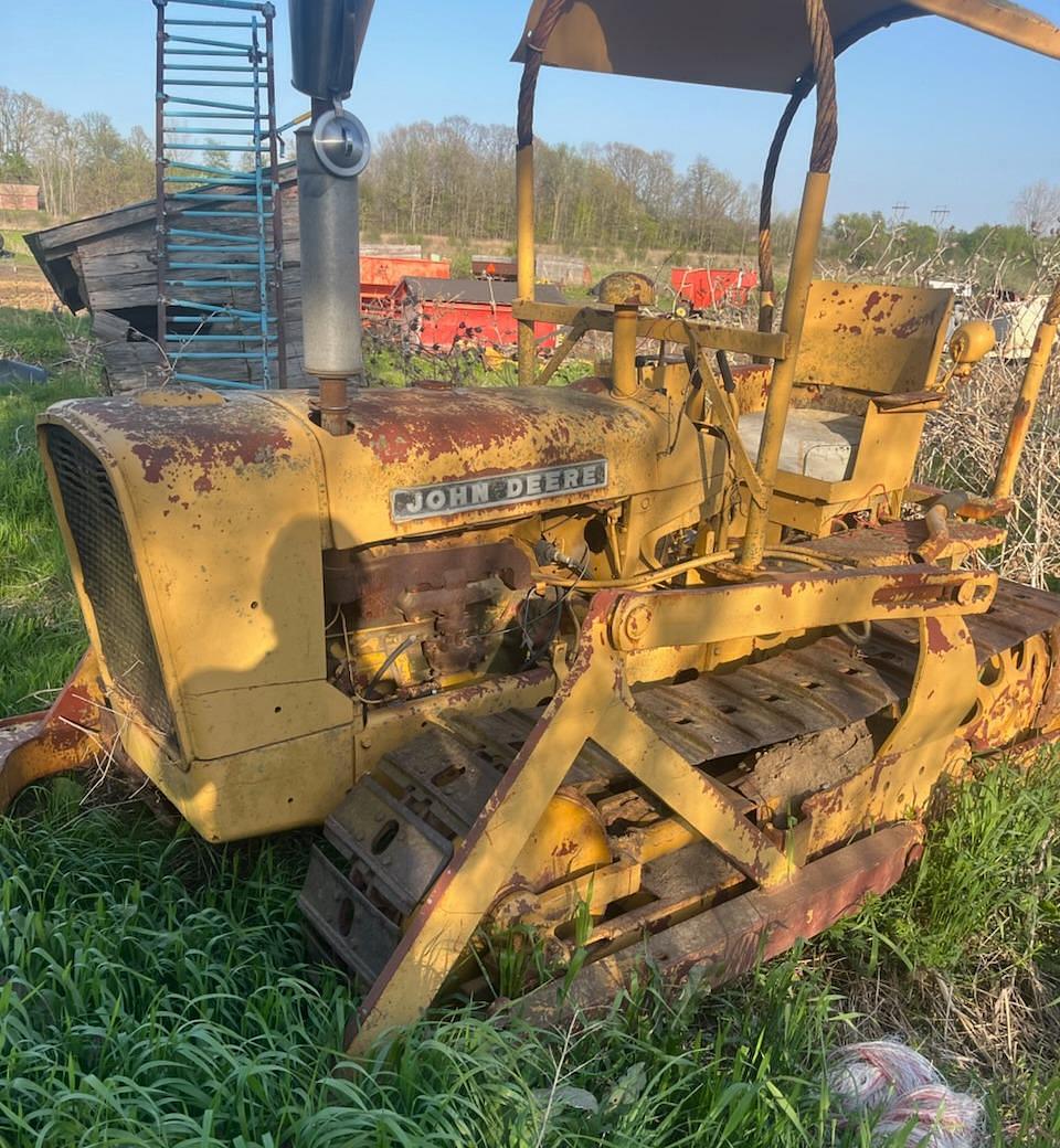 Image of John Deere 2010 Image 1