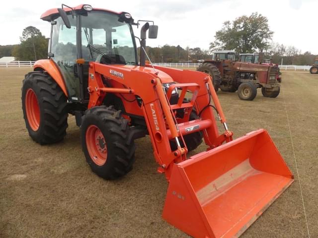 Image of Kubota M7060 equipment image 1